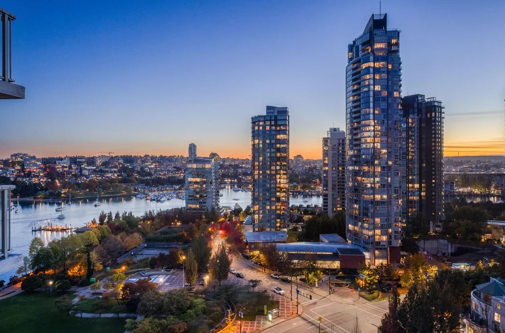 Condo for sale at 2101 388 Drake Street Vancouver British Columbia - MLS: R3154485