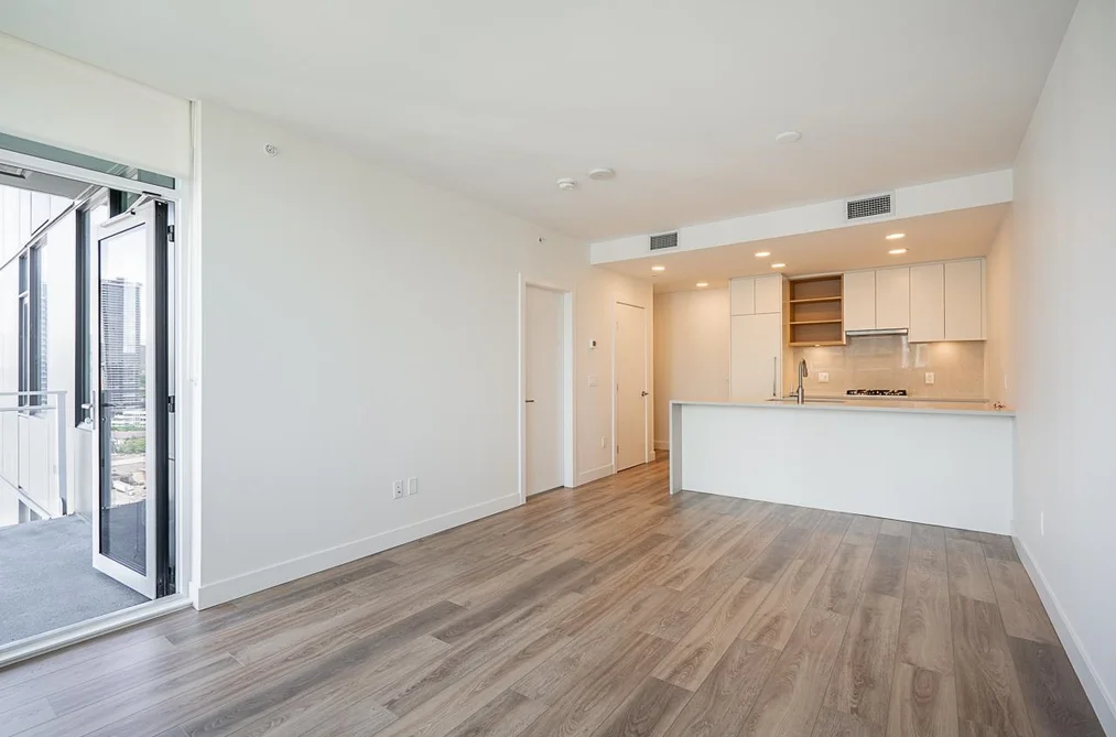 2101 4433 ALASKA STREET, Burnaby BC V5C 5T3, Burnaby BC — Residential for Sale - Photo 2