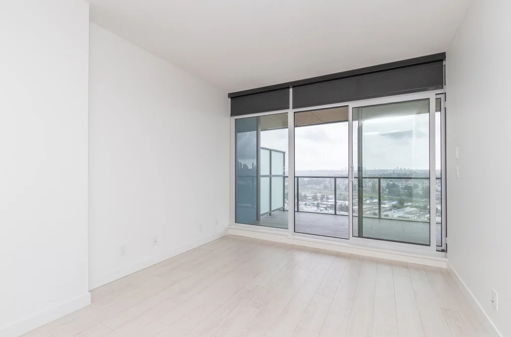 2101 4890 LOUGHEED HIGHWAY, Burnaby BC V5C 0N2, Burnaby BC — Residential for Sale - Photo 2
