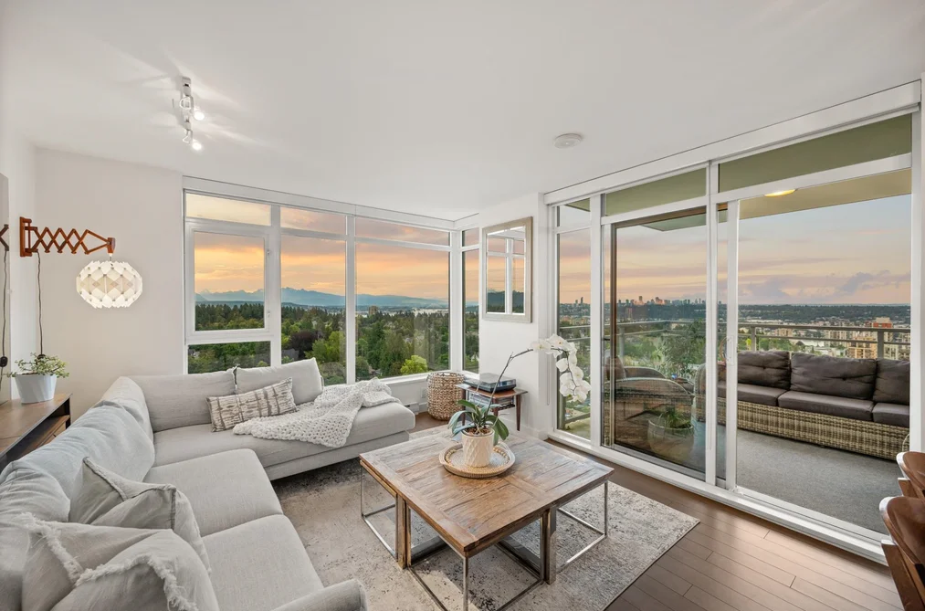 Condo for sale at 2101 608 Belmont Street New Westminster British Columbia - MLS: R3159064