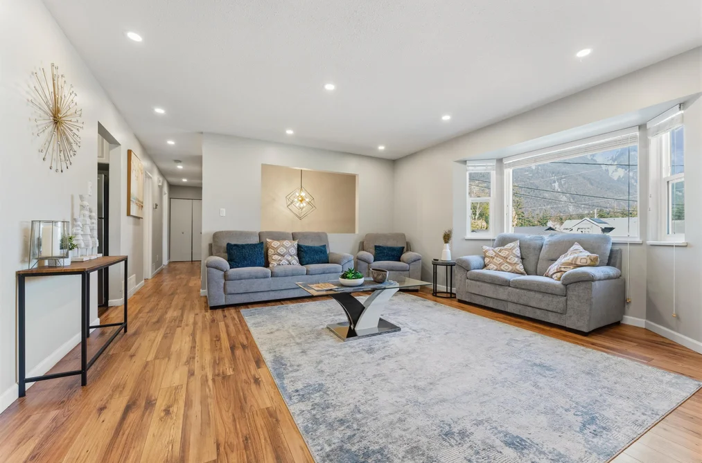 21015 SWALLOW PLACE, Hope BC V0X 1L1, Hope BC — Residential for Sale - Photo 4