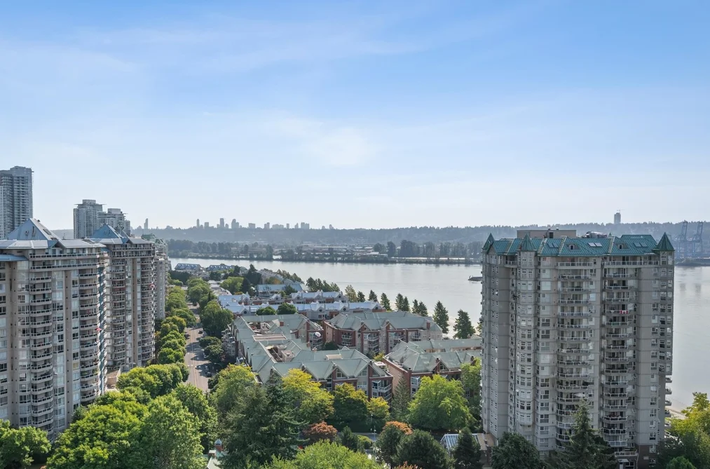 Condo for sale at 2102 10 Laguna Court New Westminster British Columbia - MLS: R3159036