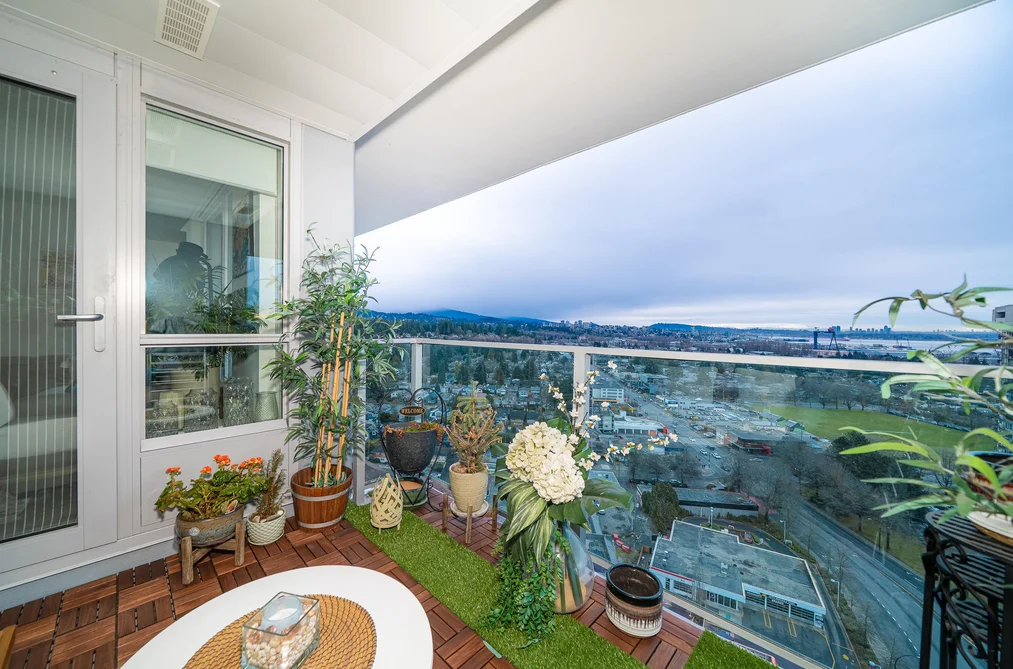 2102 1632 LIONS GATE LANE, North Vancouver BC V7P 0E2, North Vancouver BC — Residential for Sale - Photo 2