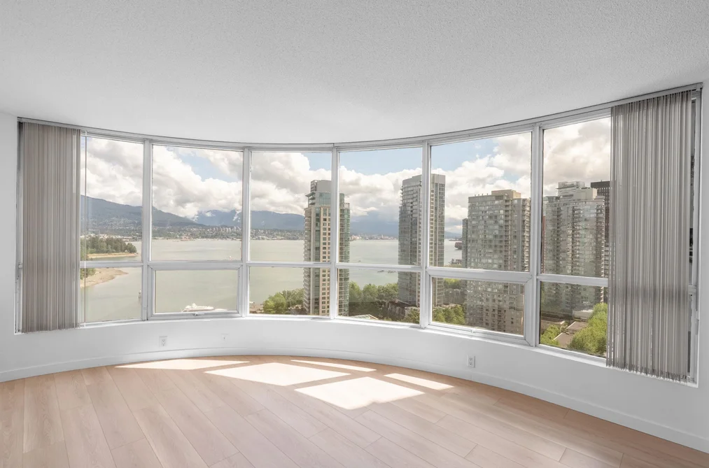 2102 588 BROUGHTON STREET, Vancouver BC V6G 3E3, Vancouver BC — Residential for Sale - Photo 2