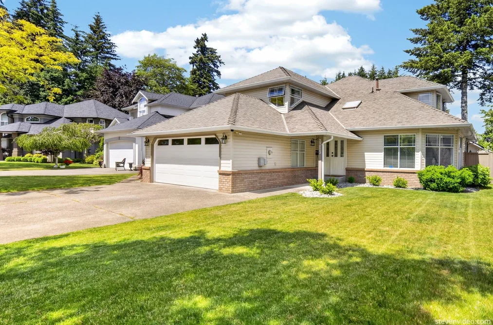 House for sale at 21023 45 Avenue Langley British Columbia - MLS: R3158459