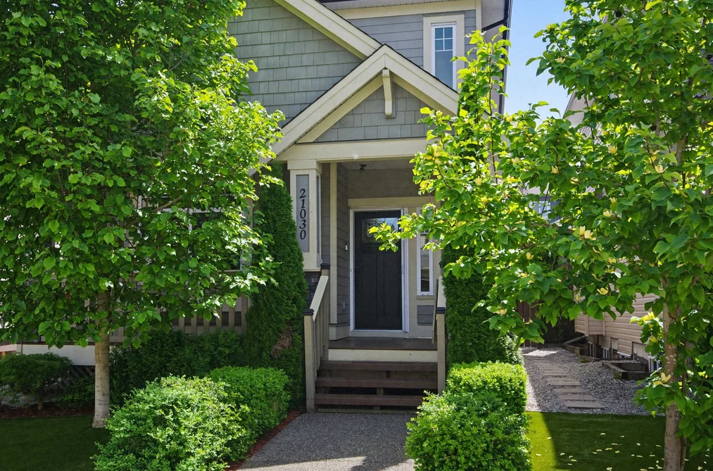 21030 80A AVENUE, Langley BC V2Y 0J4, Langley BC — Residential for Sale - Photo 2