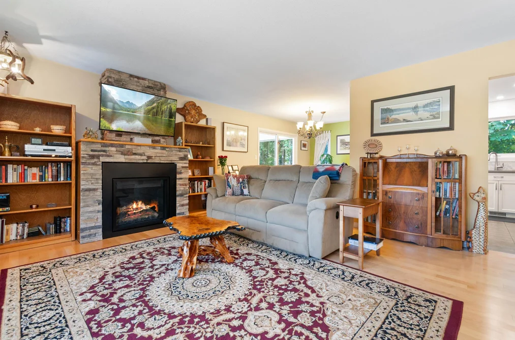 21035 SWALLOW PLACE, Hope BC V0X 1L1, Hope BC — Residential for Sale - Photo 7