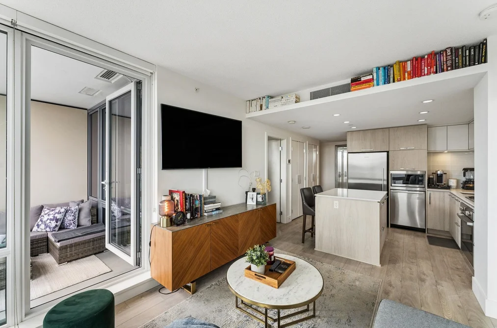 Condo for sale at 2104 680 Seylynn Crescent North Vancouver British Columbia - MLS: R3103138