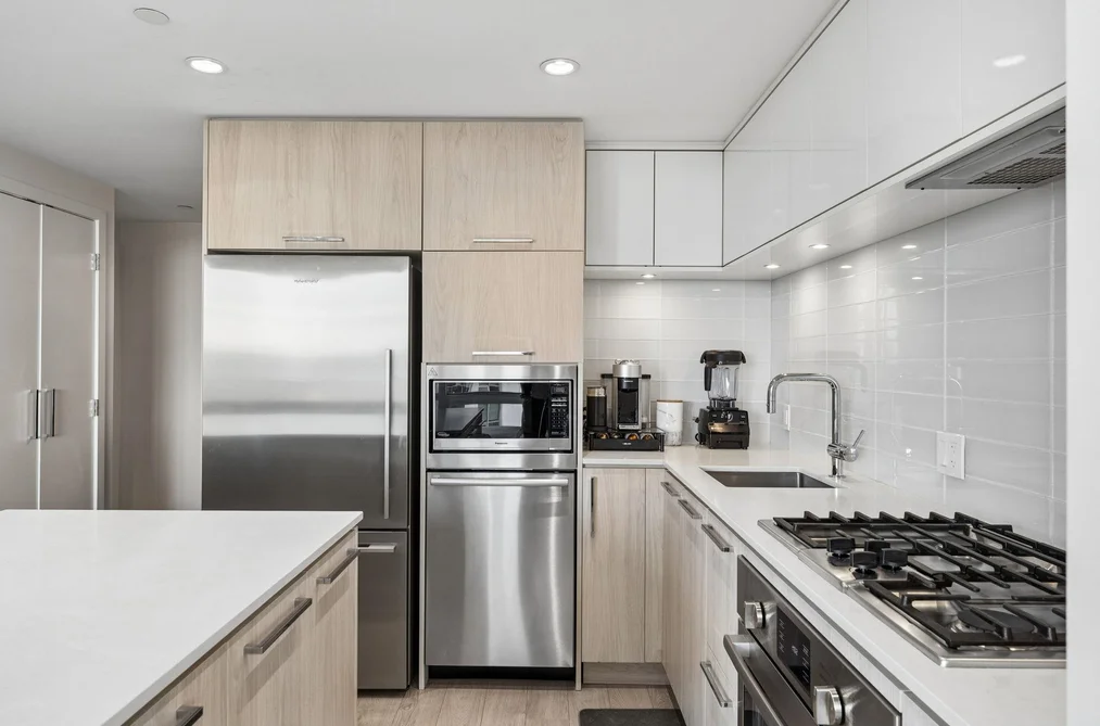 2104 680 SEYLYNN CRESCENT, North Vancouver BC V7J 0B5, North Vancouver BC — Residential for Sale - Photo 6