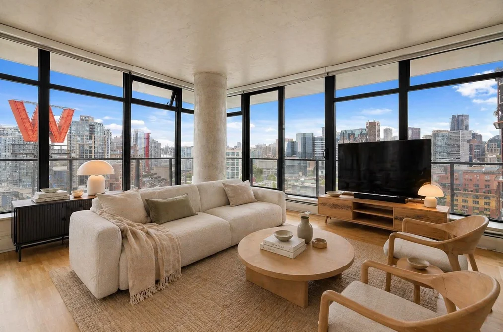 Condo for sale at 2105 108 W Cordova Street Vancouver British Columbia - MLS: R3117385