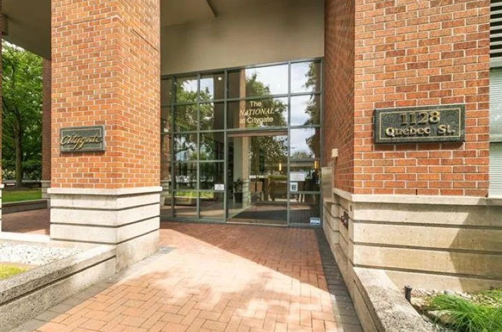 2105 1128 QUEBEC STREET, Vancouver BC V6A 4E1, Vancouver BC — Residential for Sale - Photo 2