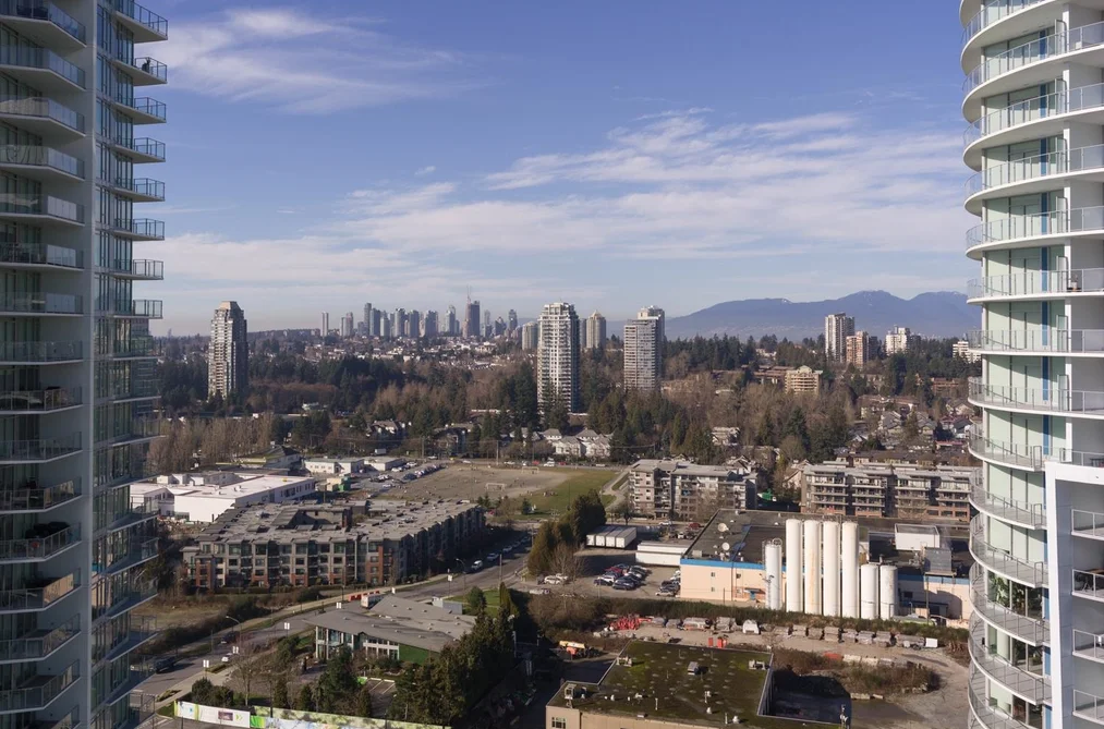 Condo for sale at 2105 7769 Park Crescent Burnaby British Columbia - MLS: R3091861