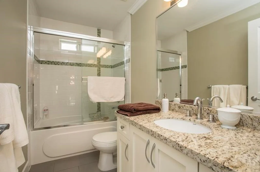 21053 83 AVENUE, Langley BC V2Y 0B8, Langley BC — Residential for Sale - Photo 2
