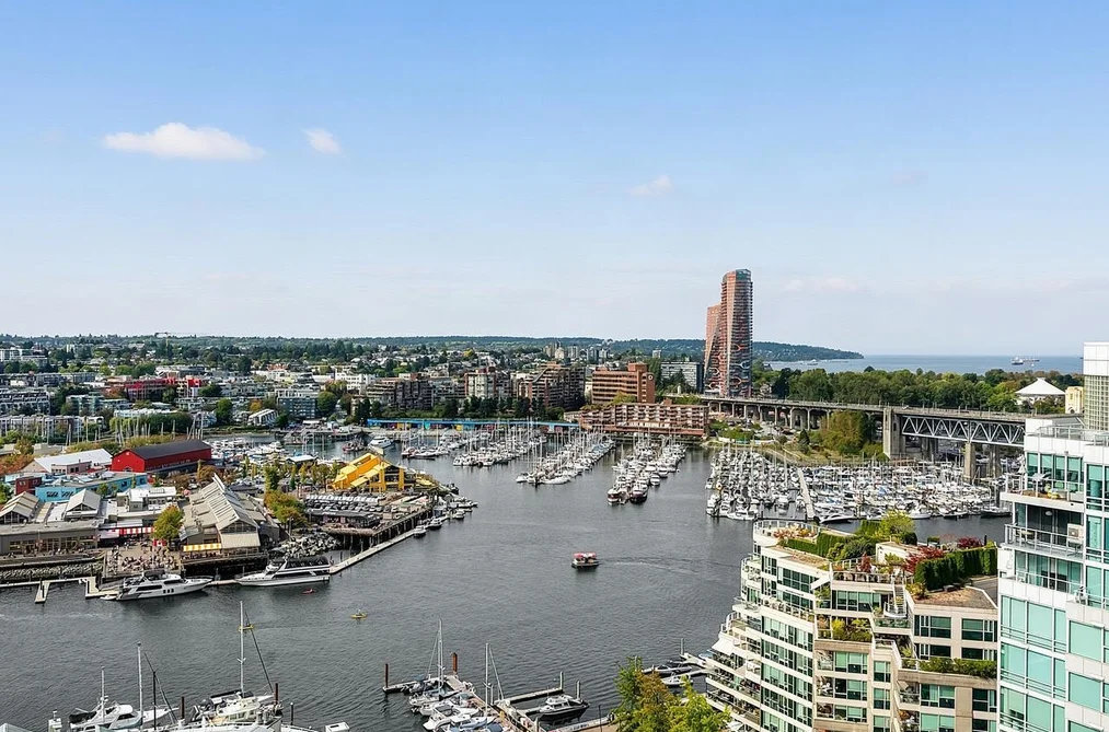 Condo for sale at 2106 1500 Howe Street Vancouver British Columbia - MLS: R3163982