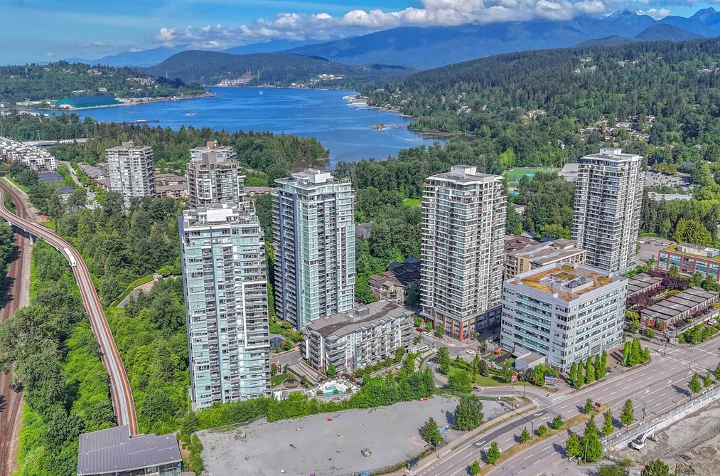 2106 305 MORRISSEY ROAD, Port Moody BC V3H 0M3, Port Moody BC — Residential for Sale - Photo 2