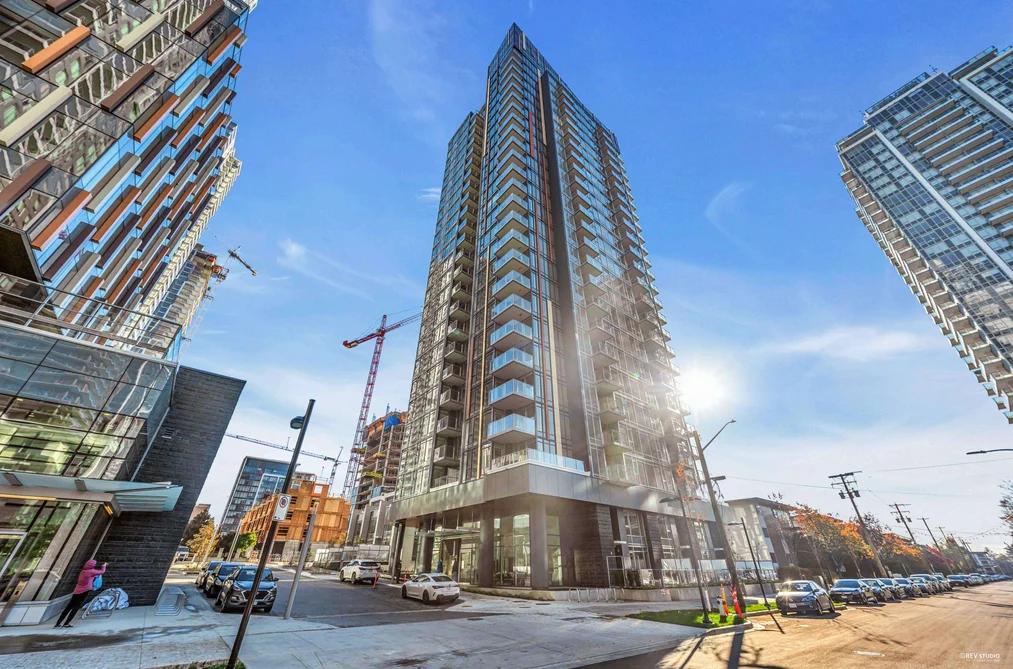 Condo for sale at 2106 6398 Silver Avenue Burnaby British Columbia - MLS: R3083774