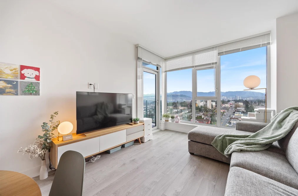 Condo for sale at 2106 7303 Noble Lane Burnaby British Columbia - MLS: R3124483
