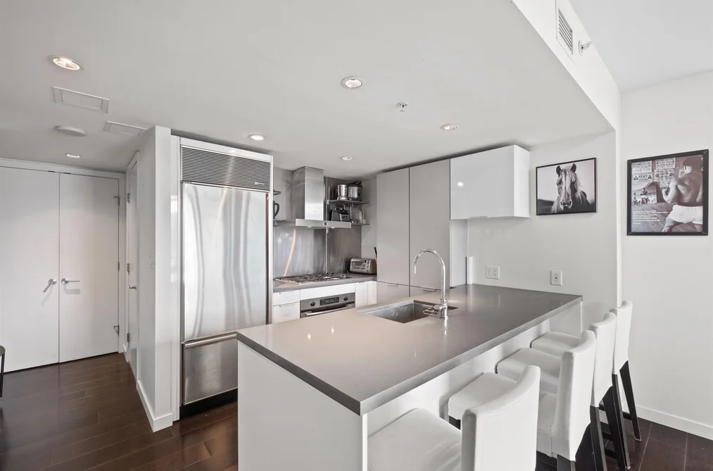 2106 - 788 Richards Street, Vancouver, BC - MLS: R3163500 - Photo 11 2106 - 788 Richards Street, Vancouver, BC - MLS: R3163500 - Photo 11