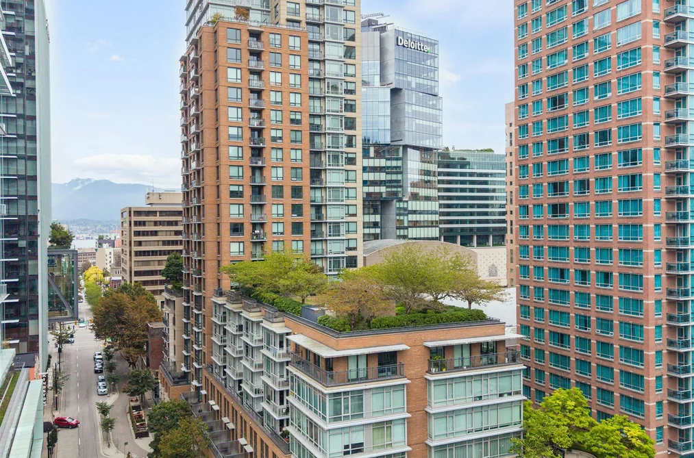 2106 - 788 Richards Street, Vancouver, BC - MLS: R3163500 - Photo 2 2106 - 788 Richards Street, Vancouver, BC - MLS: R3163500 - Photo 2