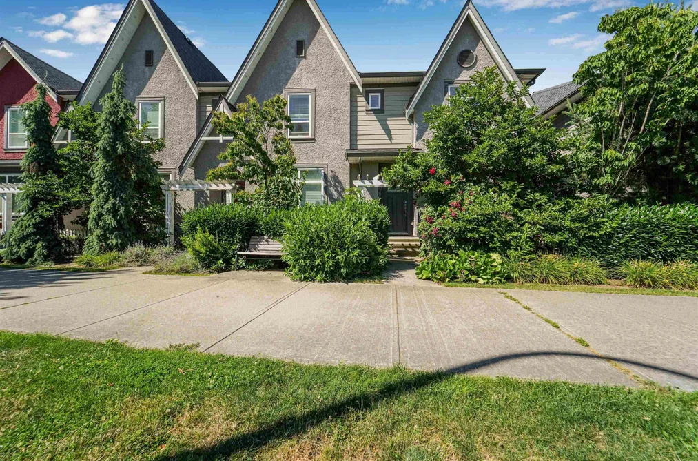 21065 80 AVENUE, Langley BC V2Y 0J4, Langley BC — Residential for Sale - Photo 2