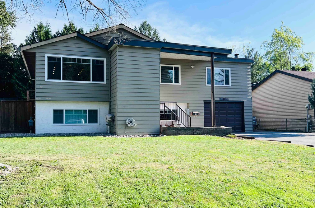 21066 GLENWOOD AVENUE, Maple Ridge BC V2X 8K5, Maple Ridge BC — Residential for Sale - Photo 2