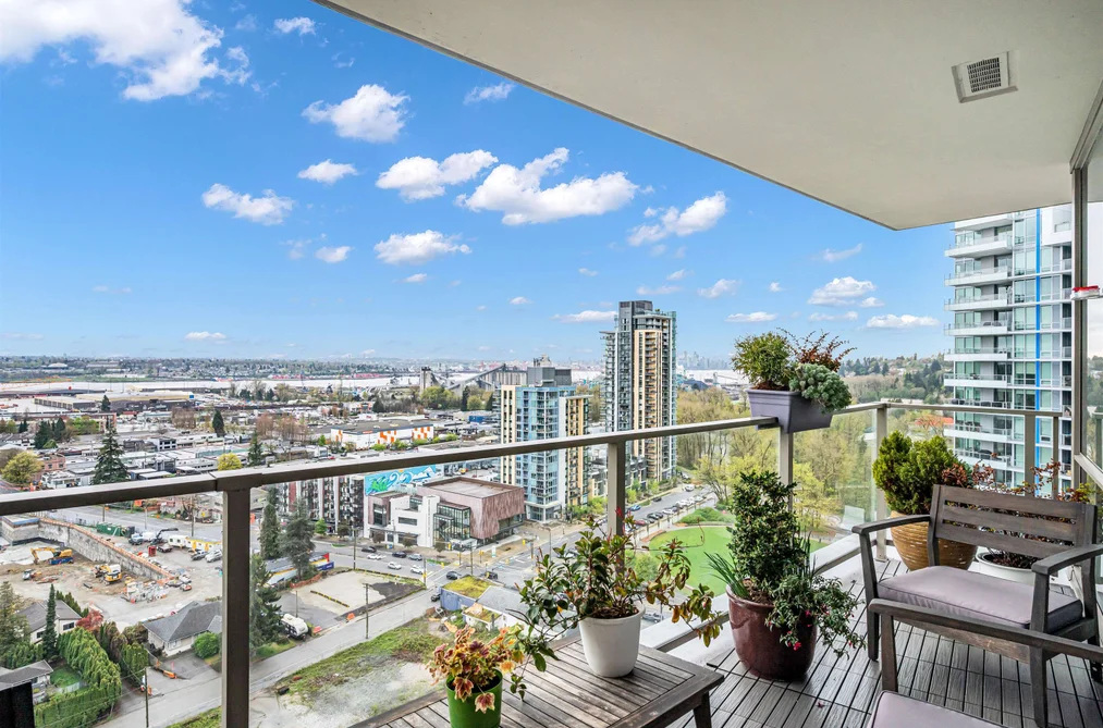 2107 1550 FERN STREET, North Vancouver BC V7J 2L6, North Vancouver BC — Residential for Sale - Photo 2