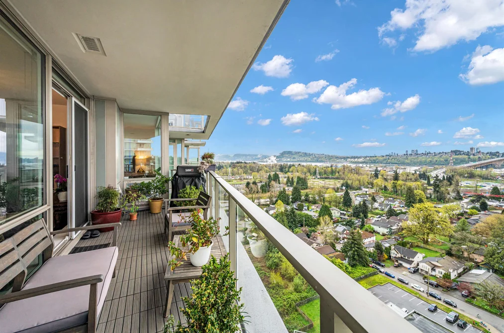 2107 1550 FERN STREET, North Vancouver BC V7J 2L6, North Vancouver BC — Residential for Sale - Photo 3