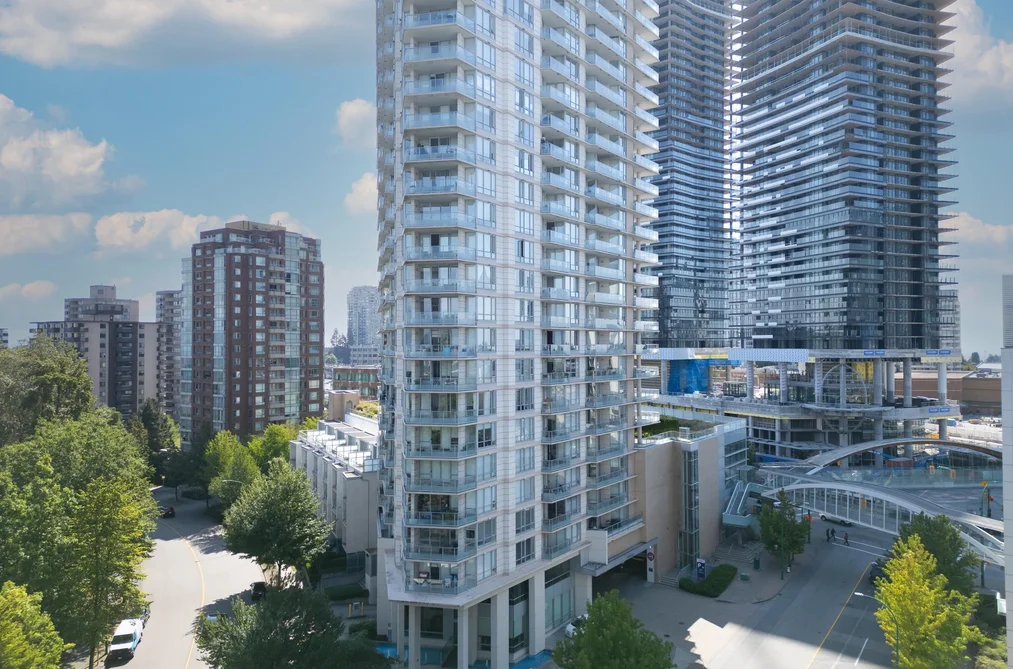Condo for sale at 2107 4808 Hazel Street Burnaby British Columbia - MLS: R3157304