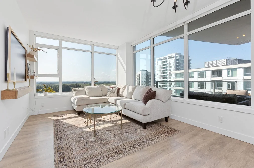 Condo for sale at 2107 8538 River District Crossing Vancouver British Columbia - MLS: R3096939