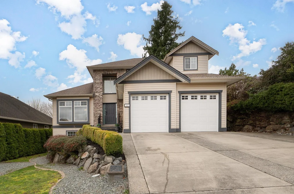 House for sale at 2107 Essex Drive Abbotsford British Columbia - MLS: R3096554