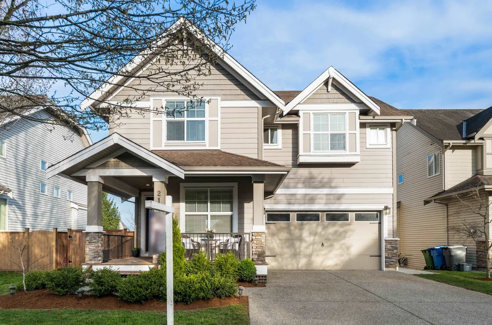 House for sale at 2108 Zinfandel Drive Abbotsford British Columbia - MLS: R3122731
