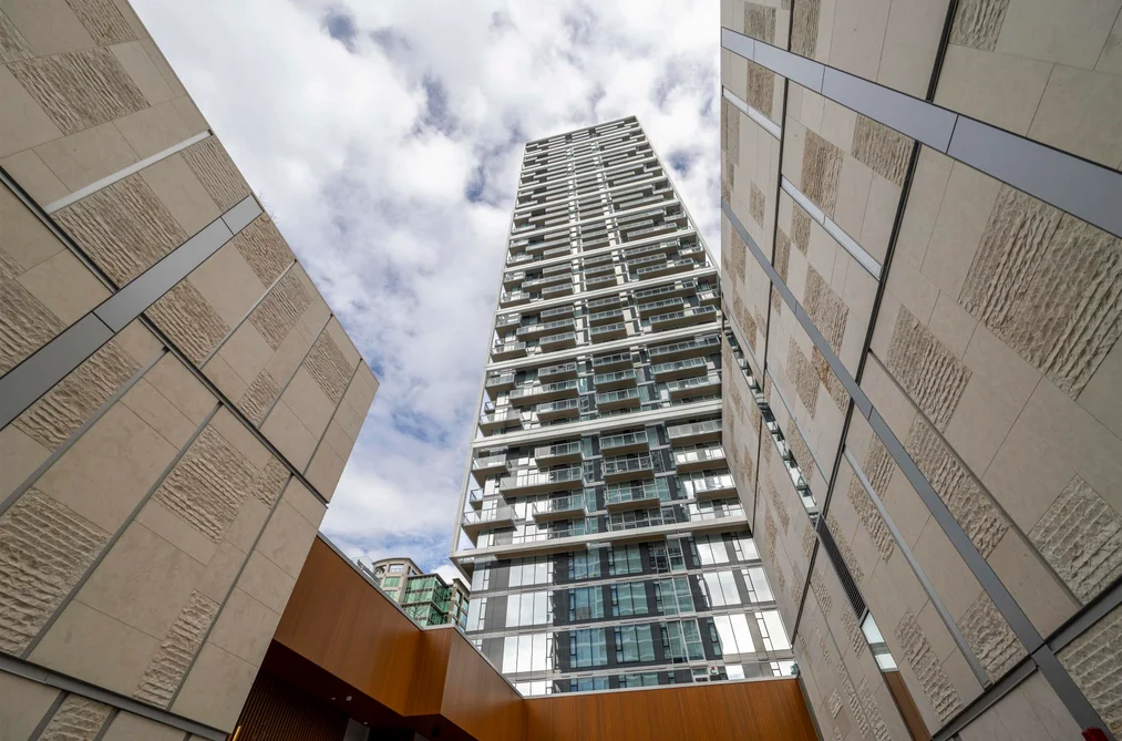 2109 6000 MCKAY AVENUE, Burnaby BC V5H 0K2, Burnaby BC — Residential for Sale - Photo 2