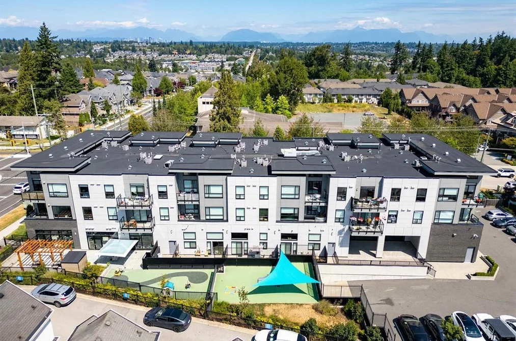 Condo for sale at 211 14818 60 Avenue Surrey British Columbia - MLS: R3103705