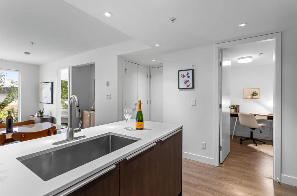 211 1588 E HASTINGS STREET, Vancouver BC V5L 0B8, Vancouver BC — Residential for Sale — Photo 11 of 37