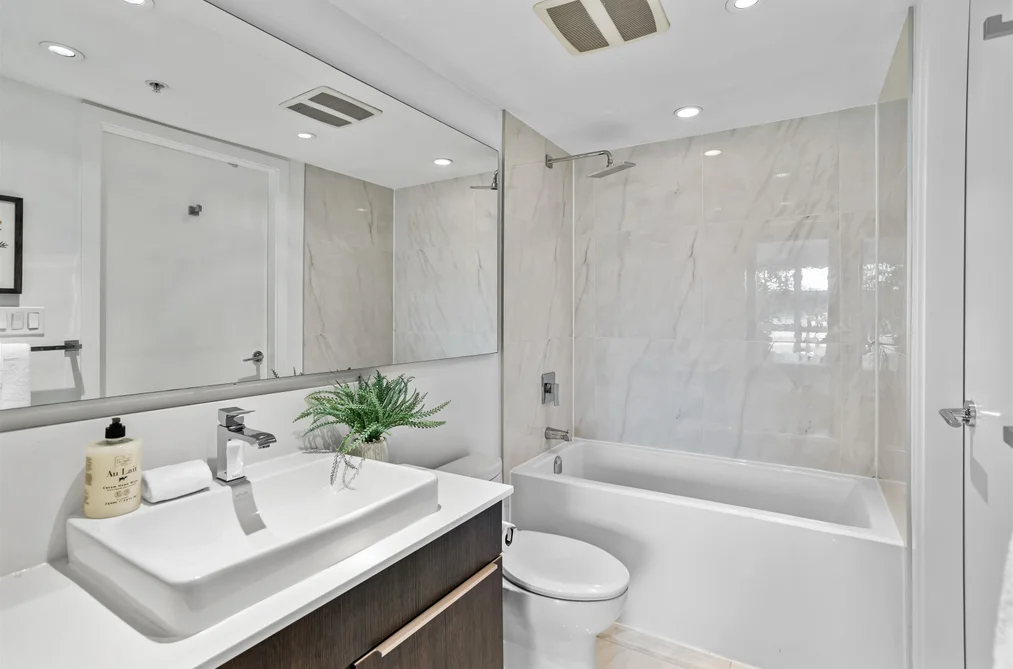 211 1588 E HASTINGS STREET, Vancouver BC V5L 0B8, Vancouver BC — Residential for Sale — Photo 17 of 37