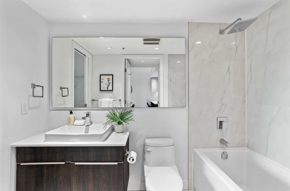 211 1588 E HASTINGS STREET, Vancouver BC V5L 0B8, Vancouver BC — Residential for Sale — Photo 18 of 37