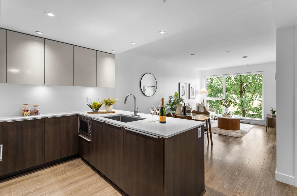 211 1588 E HASTINGS STREET, Vancouver BC V5L 0B8, Vancouver BC — Residential for Sale — Photo 4 of 37