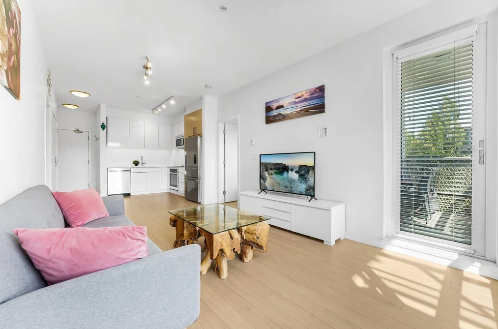 211 1621 HAMILTON AVENUE, North Vancouver BC V7P 0B7, North Vancouver BC — Residential for Sale - Photo 4