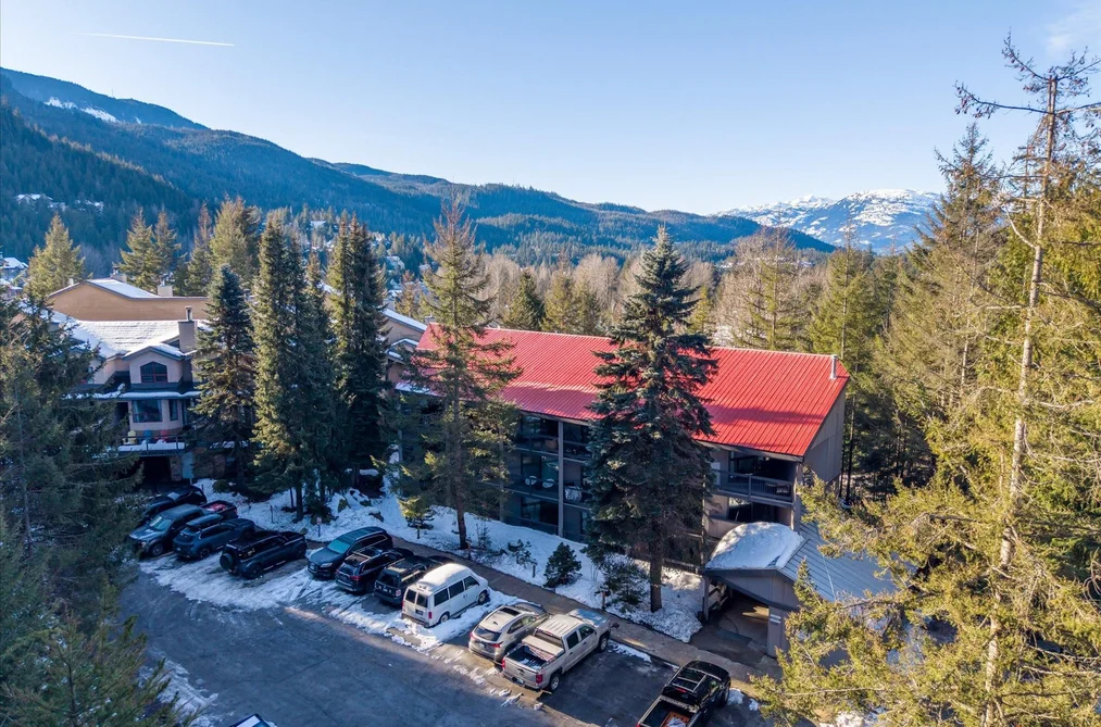 Condo for sale at 211 2109 Whistler Road Whistler British Columbia - MLS: R3080543