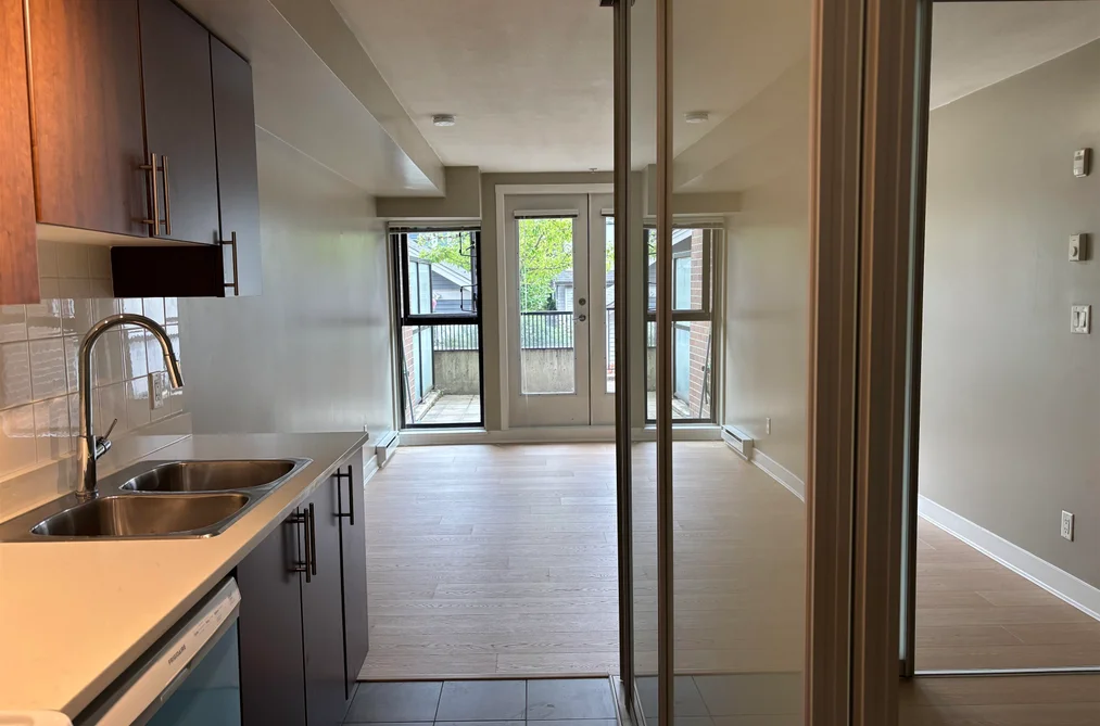 211 2150 E HASTINGS STREET, Vancouver BC V5L 0A5, Vancouver BC — Residential for Sale — Photo 9 of 17