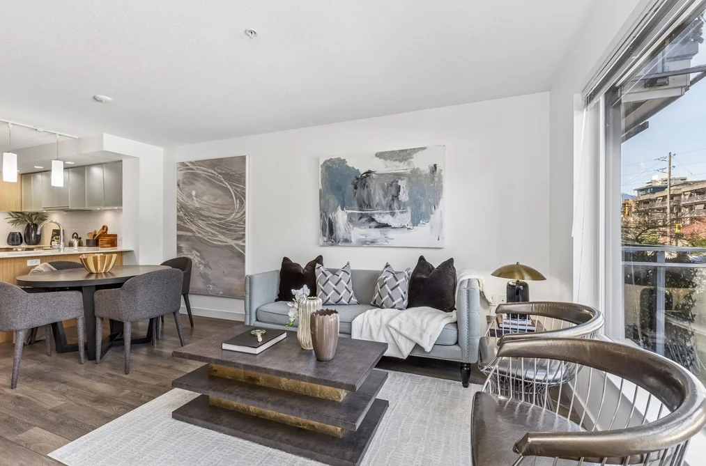 Condo for sale at 211 221 E 3rd Street North Vancouver British Columbia - MLS: R3111465