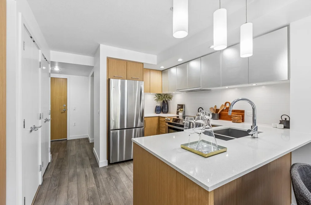 211 221 E 3RD STREET, North Vancouver BC V7L 0C1, North Vancouver BC — Residential for Sale - Photo 6