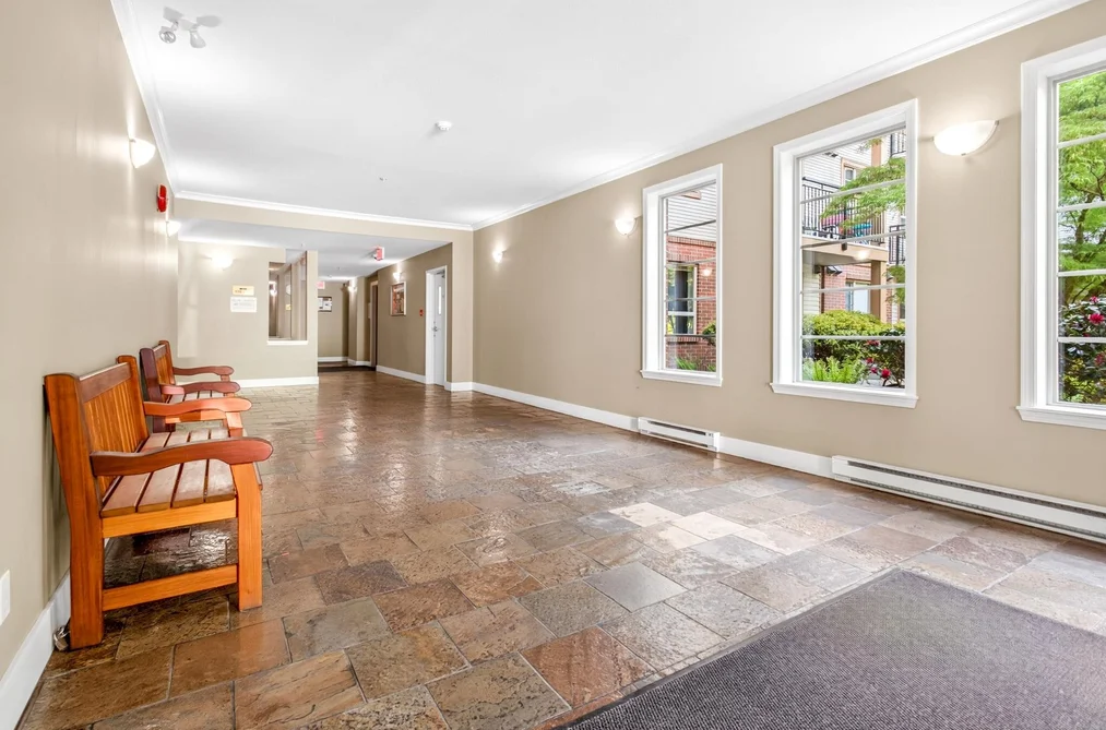 211 2346 MCALLISTER AVENUE, Port Coquitlam BC V3C 2B1, Port Coquitlam BC — Residential for Sale - Photo 3