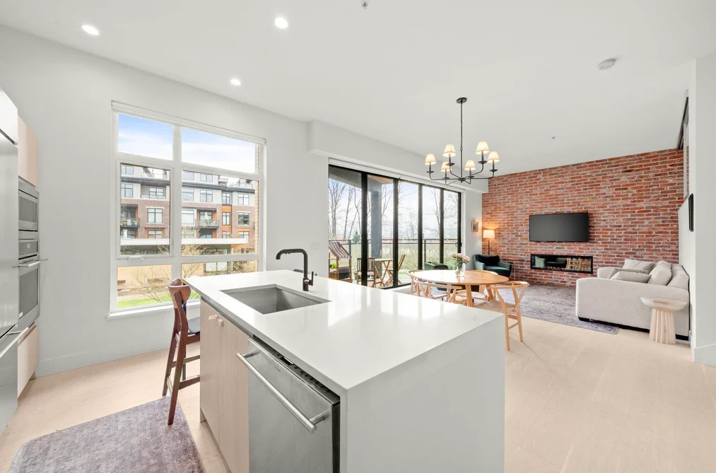 211 300 SALTER STREET, New Westminster BC V3M 0L9, New Westminster BC — Residential for Sale - Photo 5