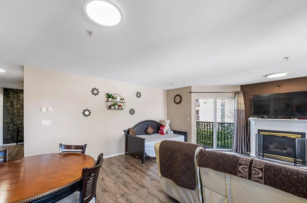 211 31831 PEARDONVILLE ROAD, Abbotsford BC V2T 1L5, Abbotsford BC — Residential for Sale - Photo 6