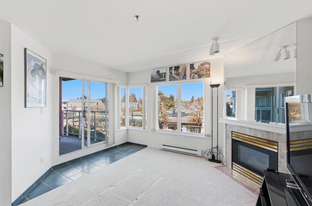 211 3250 W BROADWAY, Vancouver BC V6K 2H4, Vancouver BC — Residential for Sale - Photo 2