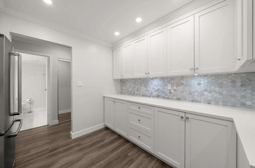 211 4111 FRANCIS ROAD, Richmond BC V5C 2P8, Richmond BC — Residential for Sale - Photo 2