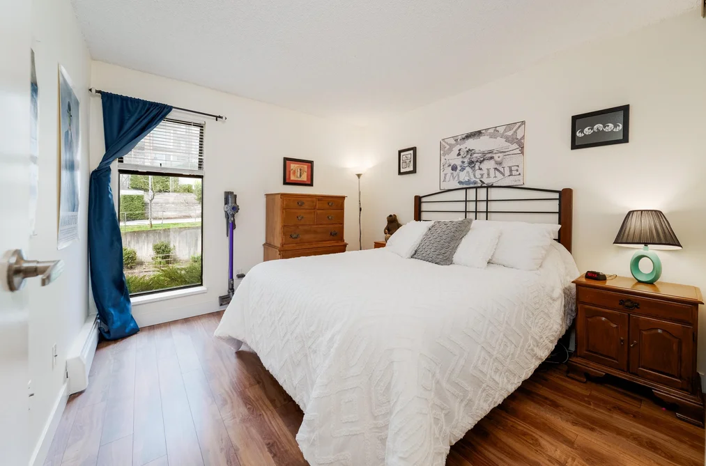 Condo for sale at 211 423 Agnes Street New Westminster British Columbia - MLS: R3105183