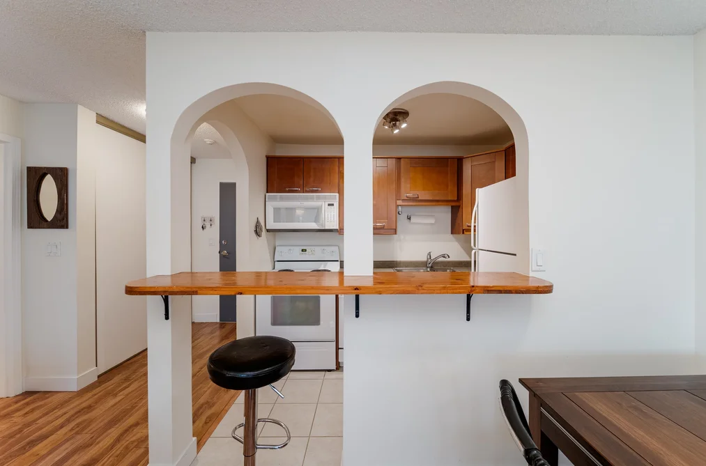 211 423 AGNES STREET, New Westminster BC V3L 1G2, New Westminster BC — Residential for Sale - Photo 6