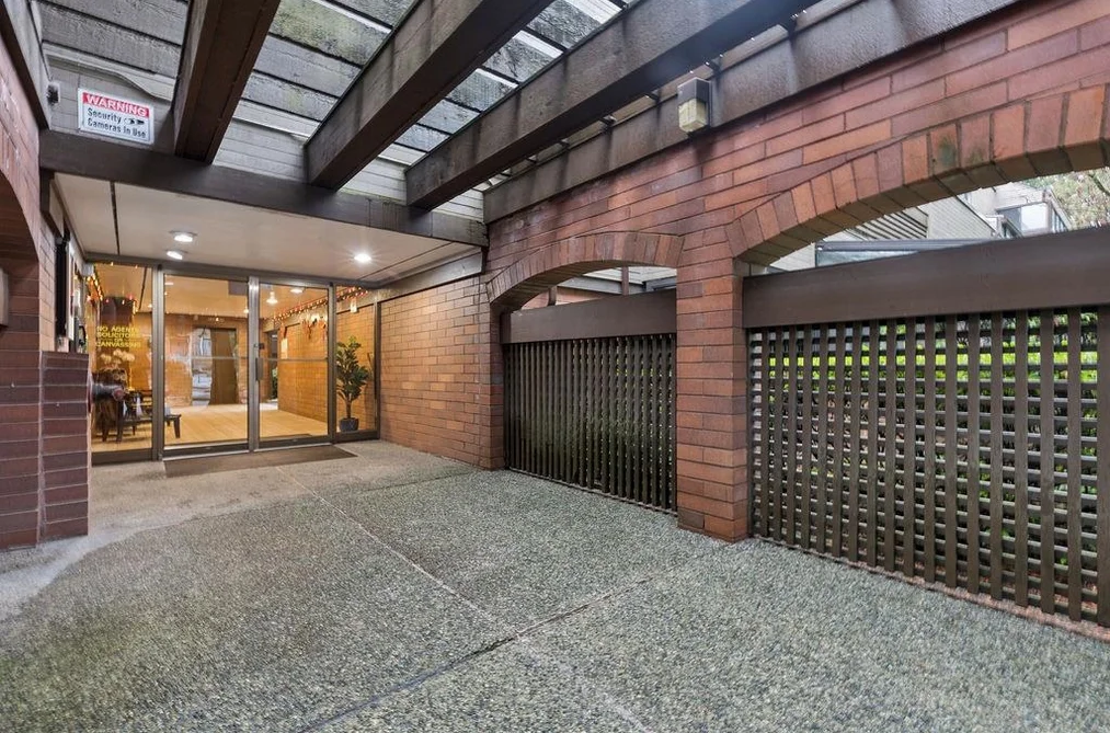 211 444 W 49TH AVENUE, Vancouver BC V5Y 3V4, Vancouver BC — Residential for Sale - Photo 2